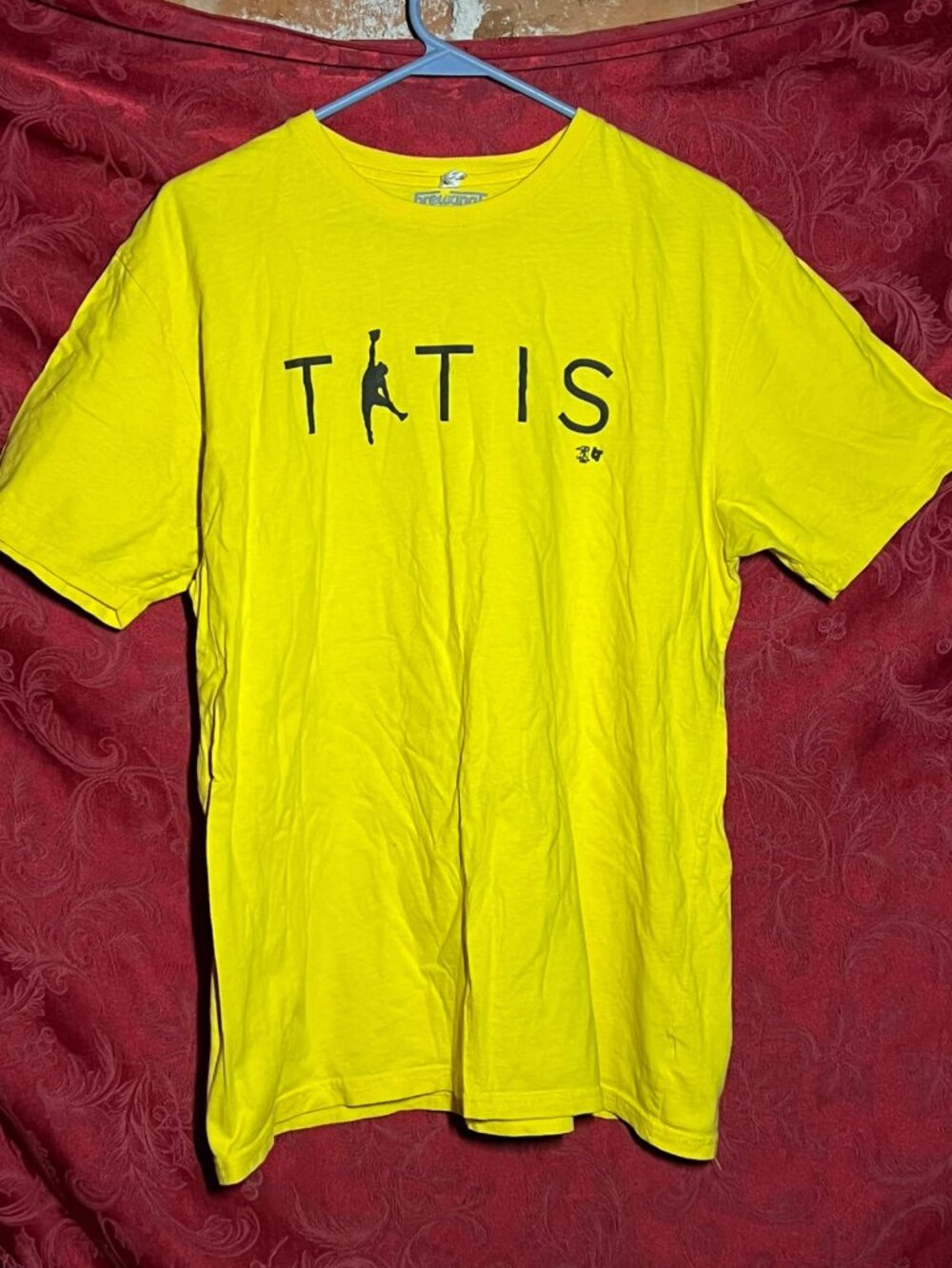 BreakingT Fernando Tatis Jr TATIS Yellow Graphic T-Shirt Size XL